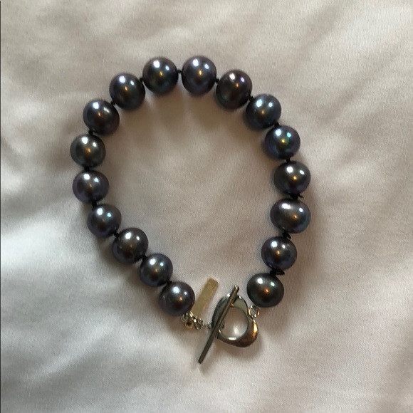 Jewelry - Pearl Braclet